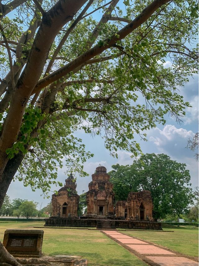 ย้อนเวลาไปเที่ยวสุรินทร์ 🐘🐘