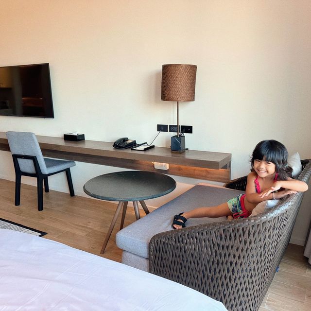 โรงแรมติดริมทะเล ANA ANAN Pattaya สระว่ายน้ำลอยฟ้า