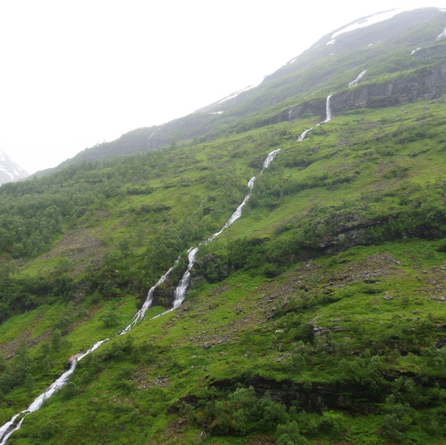 รถไฟสาย Myrdal – Flam (Flambana)
