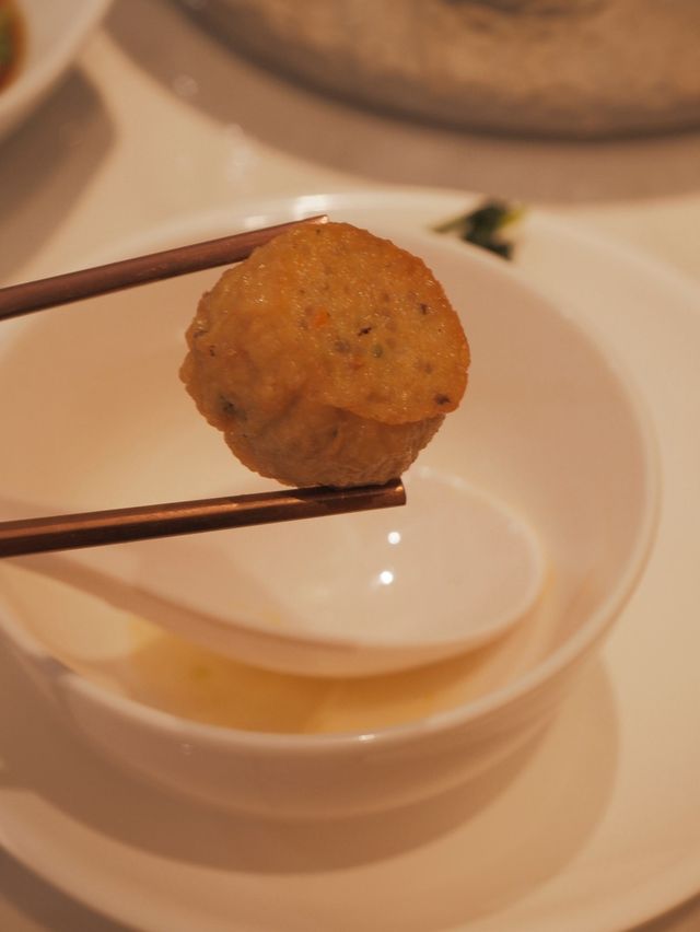 愉景新城火鍋店，午市套餐價格優惠