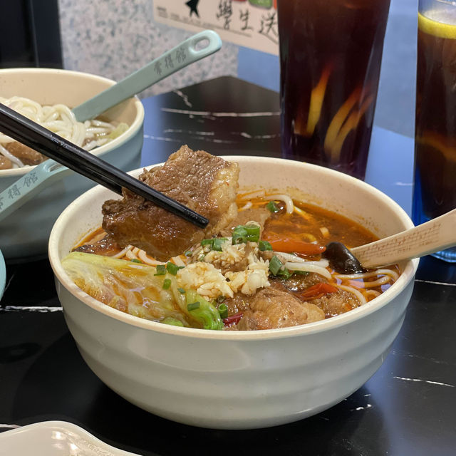 元朗｜湖南辣米線。常得館湖南米線