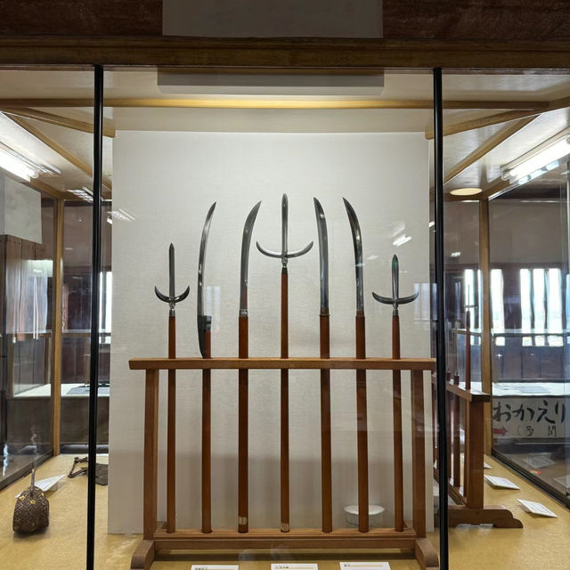 「武士博物館：江戶情懷，感受古老建築的歷史回音」