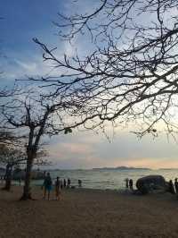 คิดถึงทะเล นึกถึง หาดวงศ์อมาตย์ 