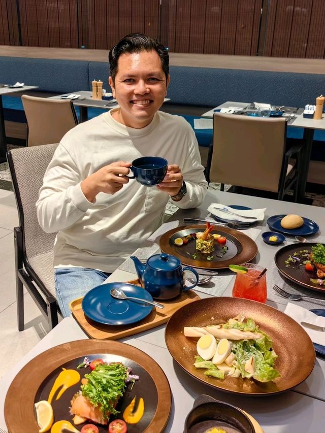 Dinner at Asian Pot in 5-star Hotel Royal Signature, Bukit Bintang