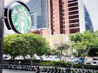 臺中西屯 店員十分親切的一間咖啡館 STARBUCKS 星巴克 (朝富門市)