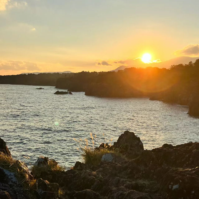 「東幕海邊：絕美夕陽景緻，領略大自然魅力的最佳之選」
