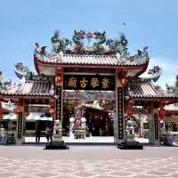 ไปขอพรกับศาลเจ้าพ่อหลักเมือง จ.สุพรรณกัน