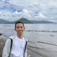 Ternate island, pictured on bank notes