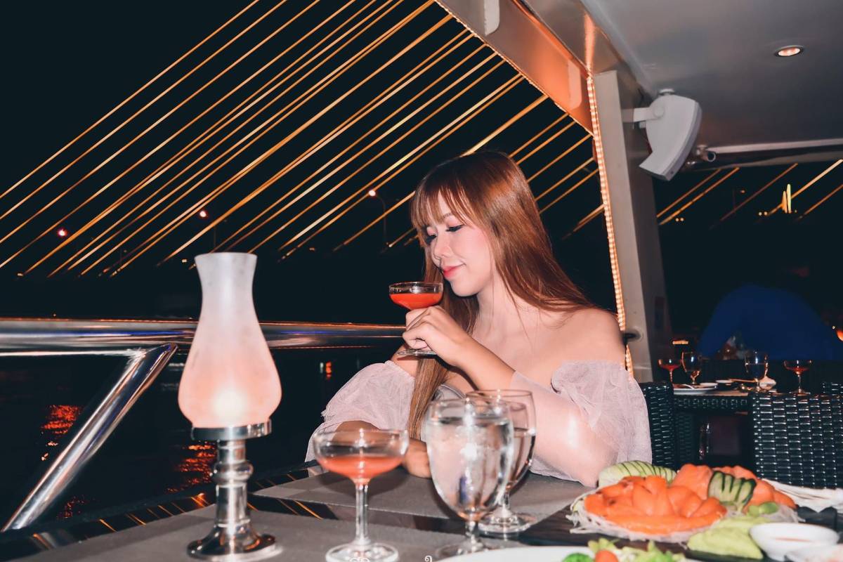 ディナークルーズ