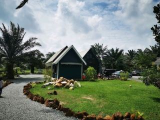 Kampung Hills Eatery