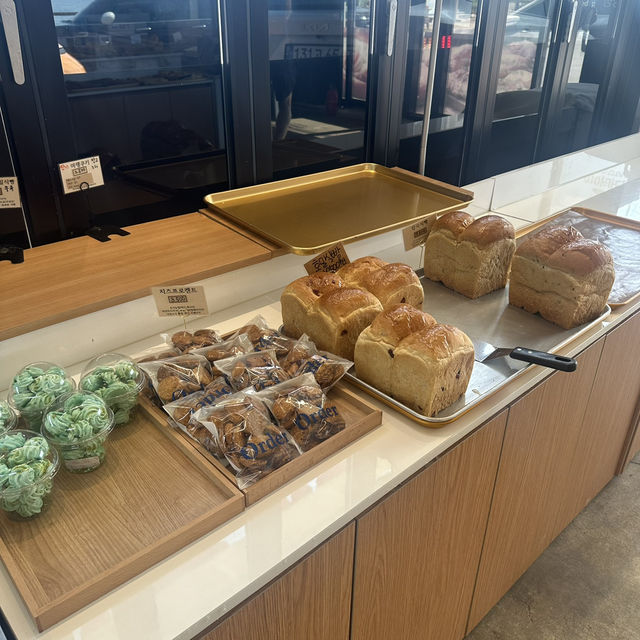 《江陵》 🏝️オーシャンビュー🌊江陵のビーチが一望できるベーカリーカフェ🥐🥐