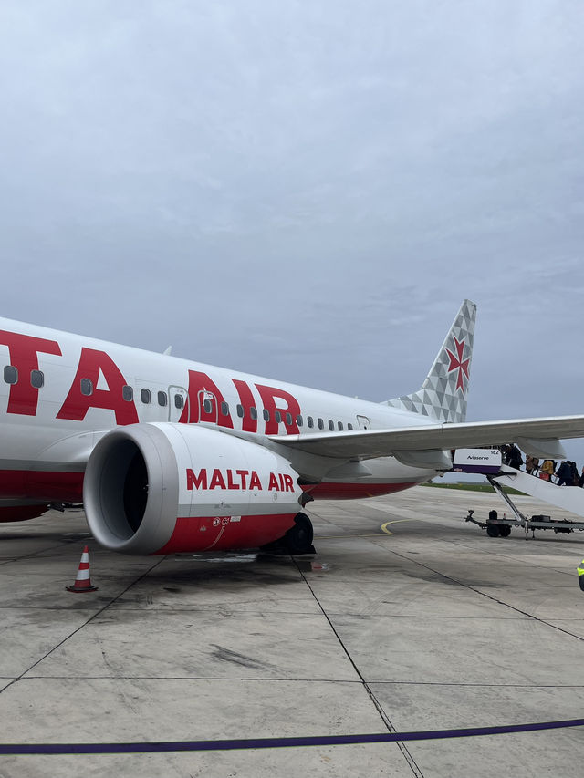 몰타 국제 공항 후기