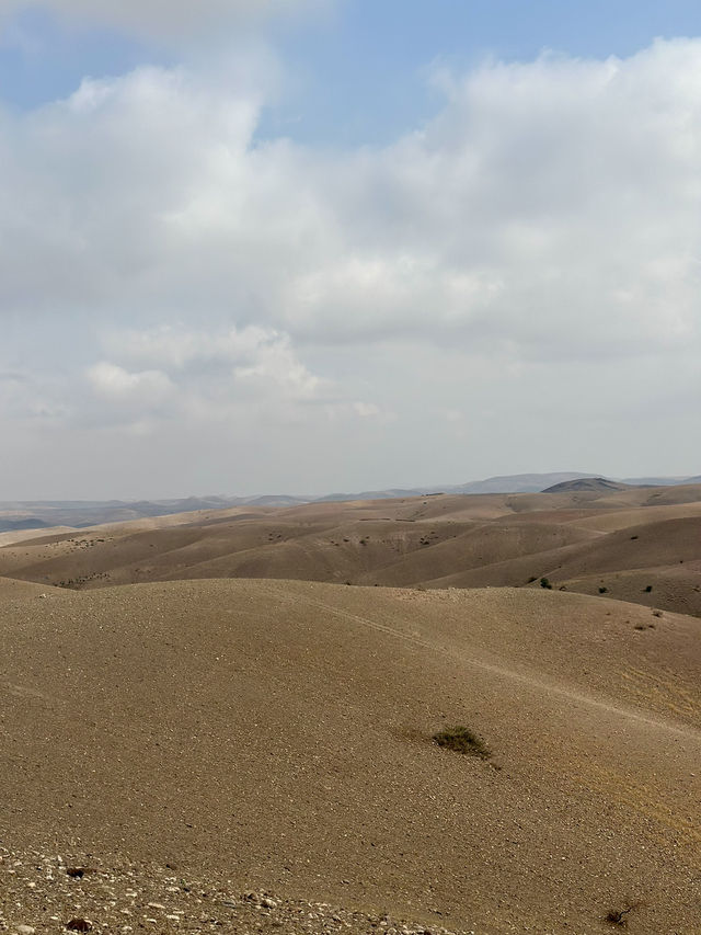 Agafay Desert: Morocco’s Rocky Gem 🐪 