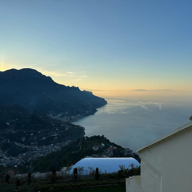 A Cliffside Retreat Offering Ultimate Romance on the Amalfi Coast