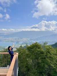 Perfect glimpses of Fuji-yama! 