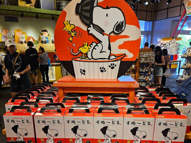 ร้านขายของฝาก Snoopy Studios (USJ2024)