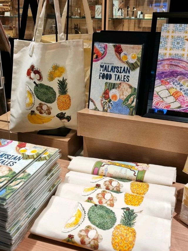 TSUTAYA BOOKSTORE : A BOOK LOVER'S HAVEN