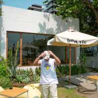 bOnnie on the beach คาเฟ่ติดทะเลสุดชิว
