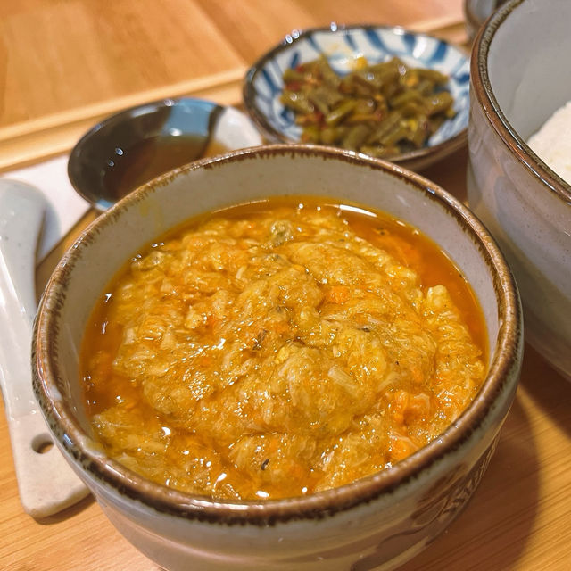 瀑布蟹黃撈飯