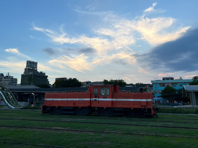 在高雄拍照打卡的藝術 哈瑪星鐵道文化園區的創意與歷史