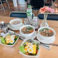 30 ไดร์ฟวิ่งเรนจ์ คาเฟ่&รีสอร์ท
