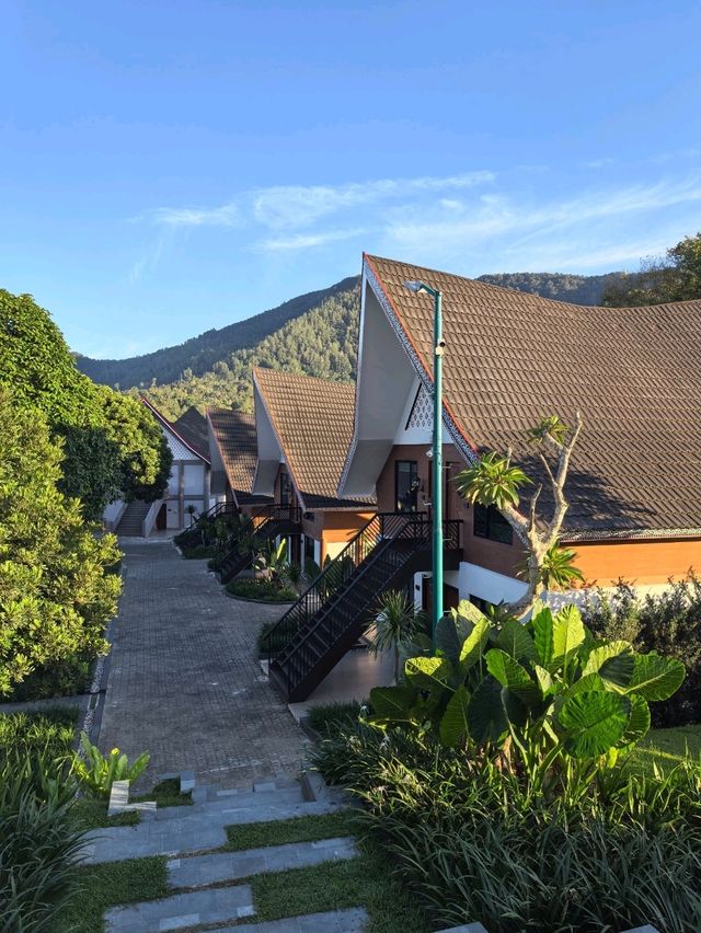 Iconic Hotel in Prapat with Stuning view of LakeToba