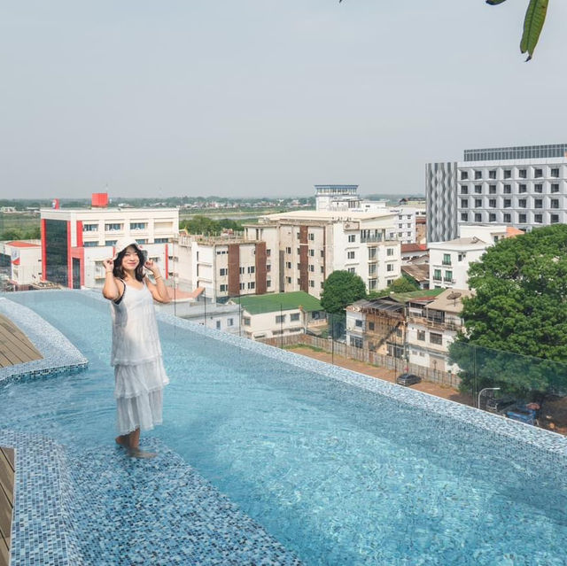 โรงแรมเปิดใหม่ ใจกลางเมืองเวียงจันทน์