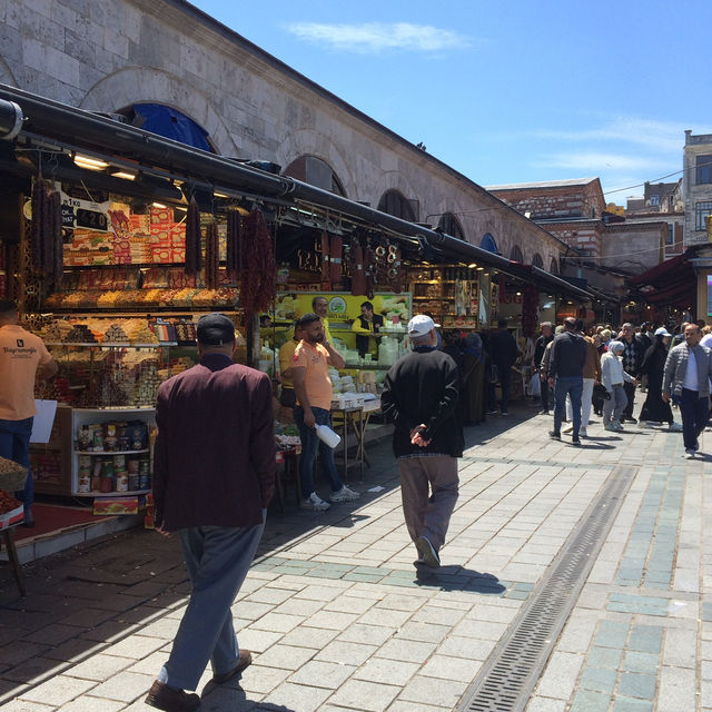 【イスタンブール】17世紀から続く楽しい屋内バザール✨