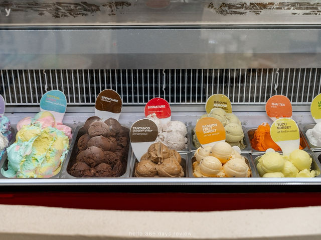 Garang Artisan Icecream คาเฟ่วิวทะเลพังงา