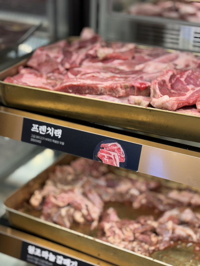 무한으로 즐기는 고기 테마파크, 육미제당 묵동