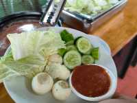 เปิดพิกัดร้านลับข้าวแกงไทย
