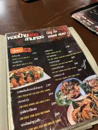 【タイ･プーケット🇹🇭】600円台で絶品シーフードが食べられる！？安く食べるならここのローカル店！