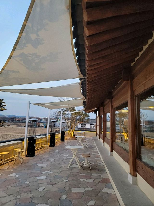 일몰부터 야경까지 다 예쁜 경주 베이글카페☕️