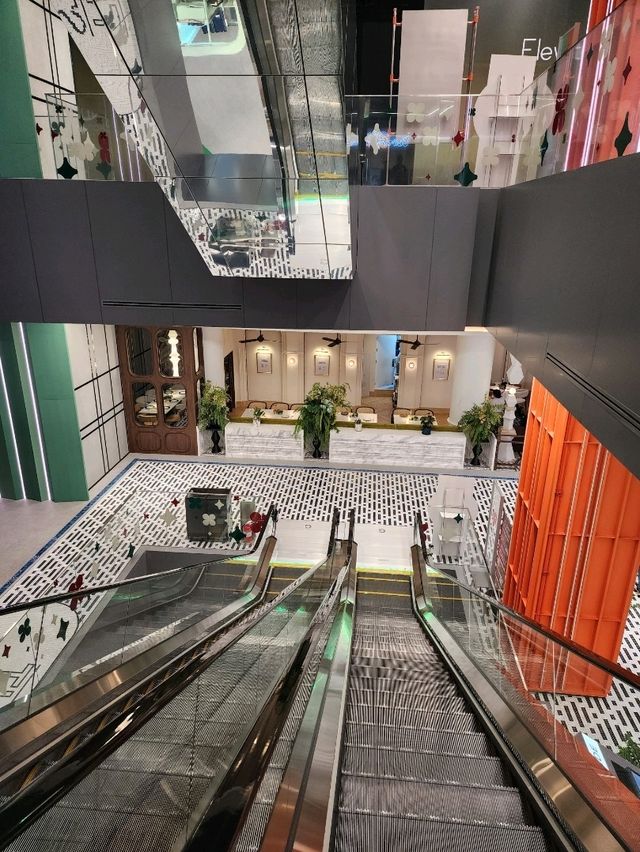 【バンコク】最新ショッピングセンター《One Bangkok》