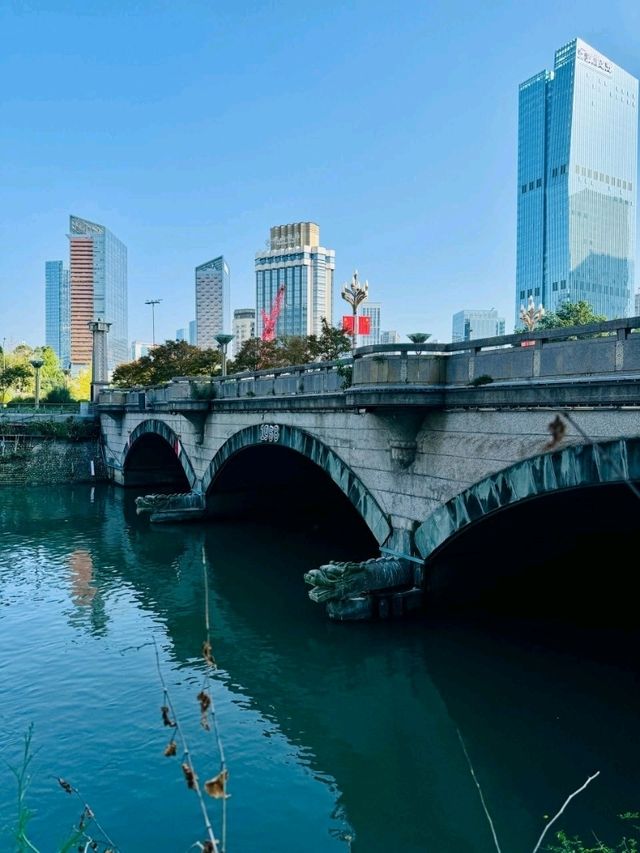 A Timeless Lifeline of the City