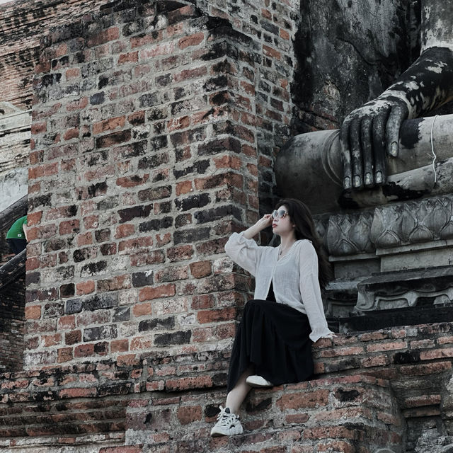 Ayutthaya’s Big Buddha: Where History Meets Spiritual Majesty