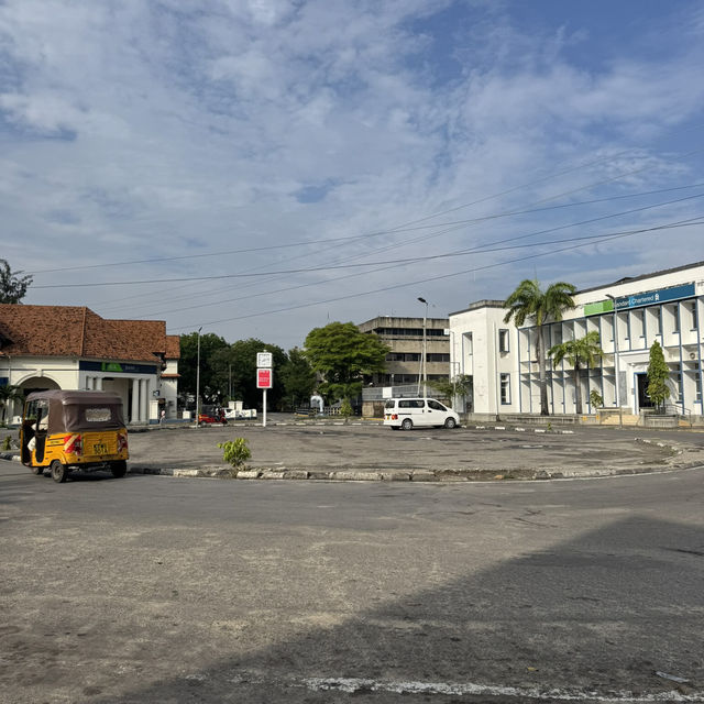 Witnessing local life in Mombasa City