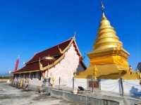 หนึ่งในวัดพระธาตุเก้าจอม ในจังหวัดเชียงราย