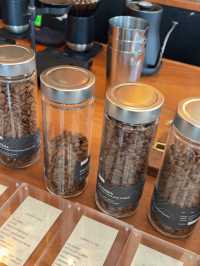 Glitch Coffee and Roasters คาเฟ่โตเกียว กาแฟดีมาก 