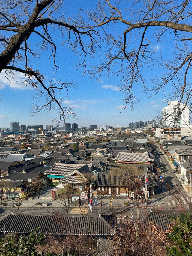 한옥마을을 한 눈에 내려다 볼 수 있는 곳