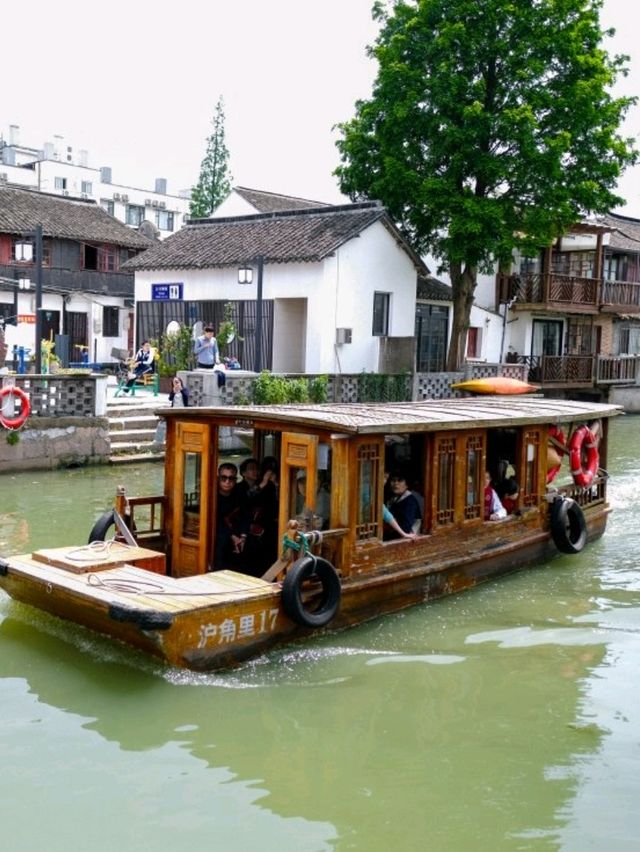 มาแต่งชุดจีนที่ Zhujiajiao 