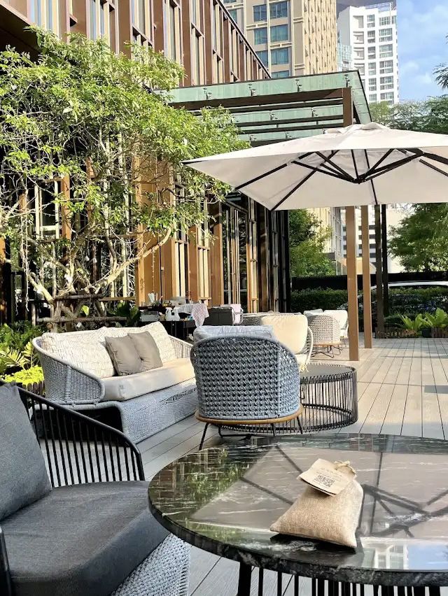 CRAFT CAFE คาเฟ่ในสวน ย่านหลังสวน