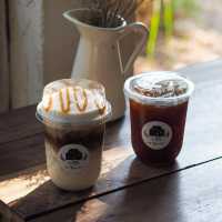 Slōlē คาเฟ่สุดคิ้วท์ย่านโชคชัย 4 ที่ให้ฟีลเขาใหญ่