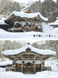 【長野／長野市】雪が降る戸隠神社の杉並木と中社⁡