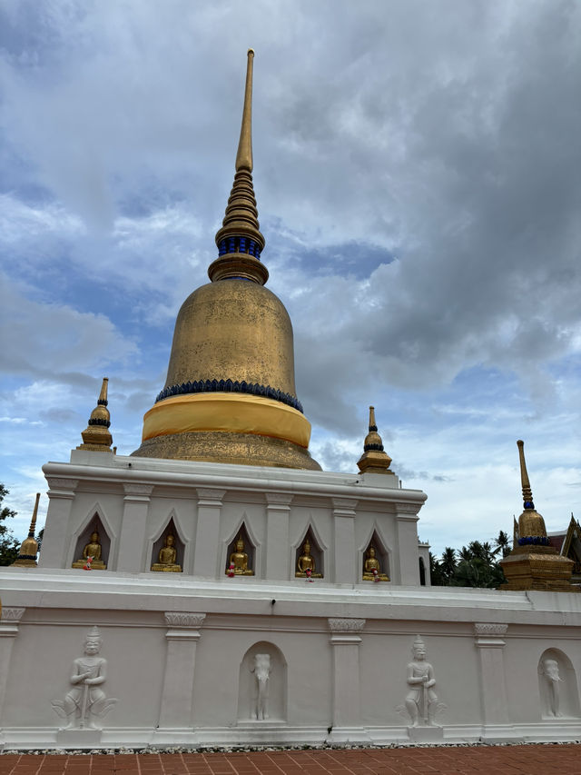 วัดพระบรมธาตุสวี ชุมพร