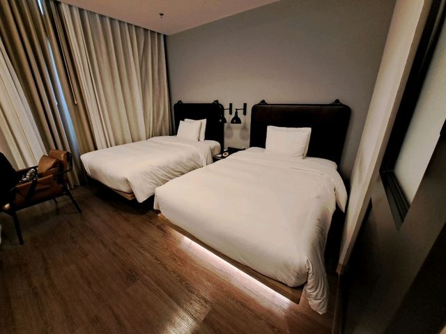紅山Moxy酒店入住體驗｜四星級工業風設計 × 地鐵3分鐘直達