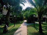 泰國麗貝島最美泳池海灘度假村酒店:Mali Resorts Sunrise Beach，用trip.com預定能享受最大優惠