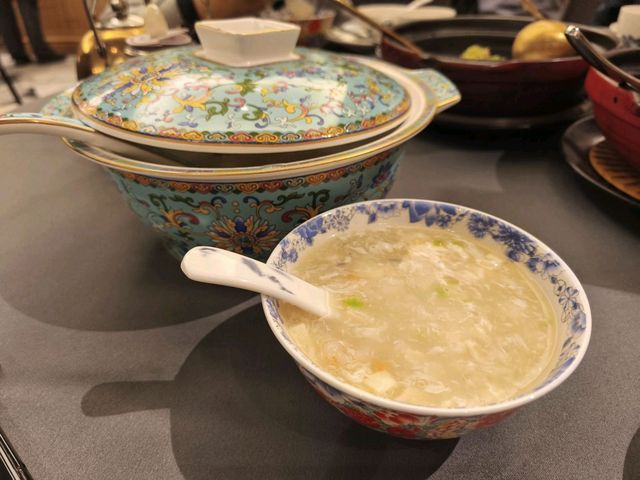 嶄新粵菜的新式川菜館