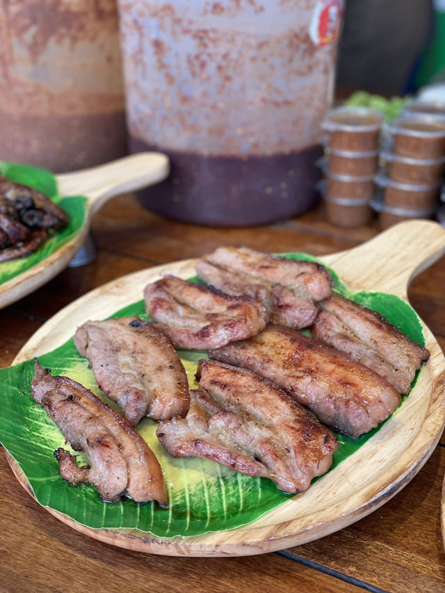หมูปลาร้า ร้านต้นตำหรับ บางแสน🏝️