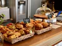 Cafe Wall: A Cozy Lunch Spot Near Shinjuku Sanchome